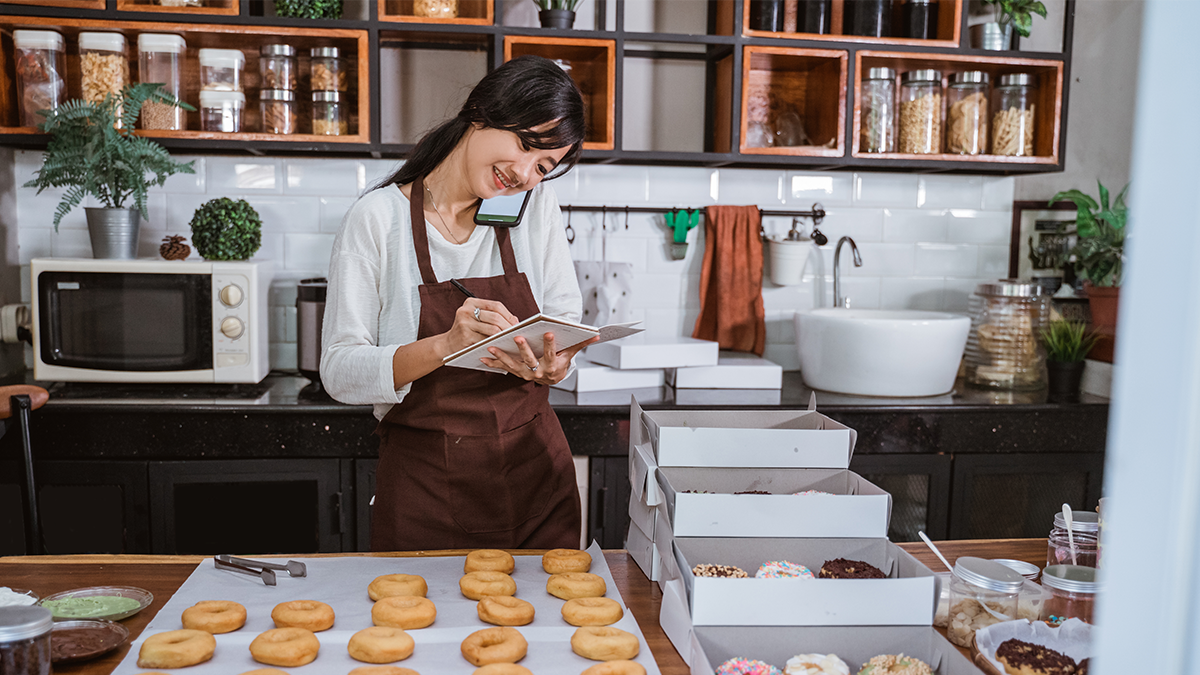 Mobile-First Your Voice Network with eSIM, not Apps